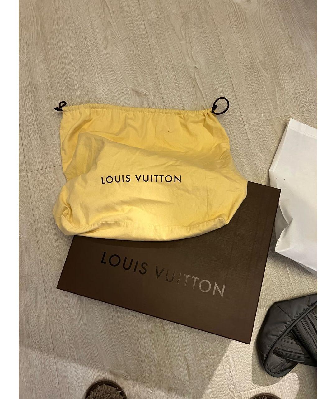 LOUIS VUITTON Темно-синяя кожаная сумка через плечо, фото 6