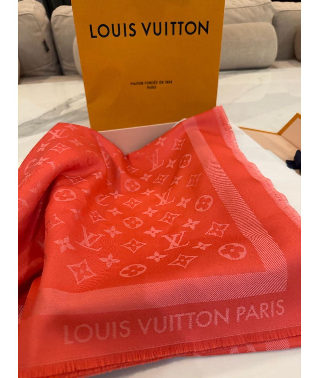LOUIS VUITTON Коралловый платок, фото 3
