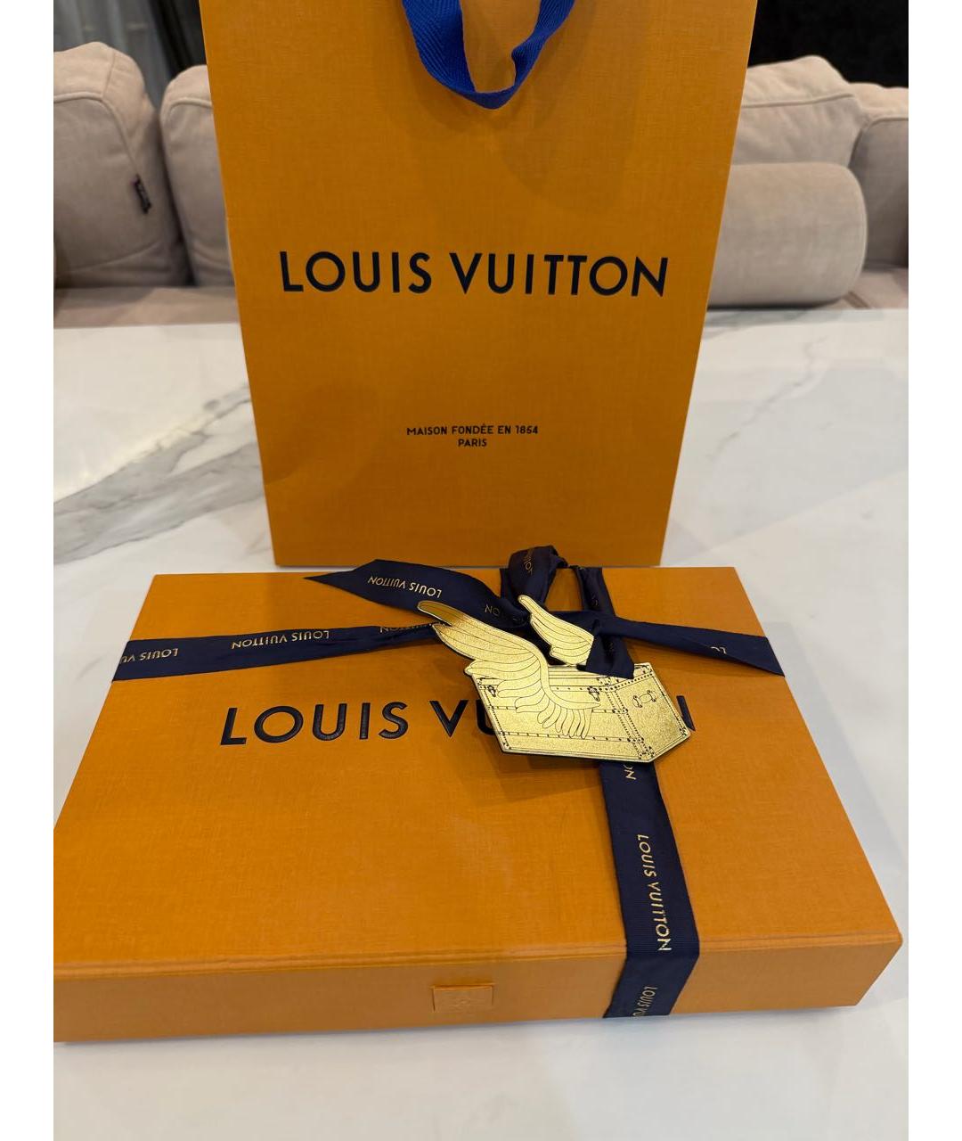 LOUIS VUITTON Коралловый платок, фото 6