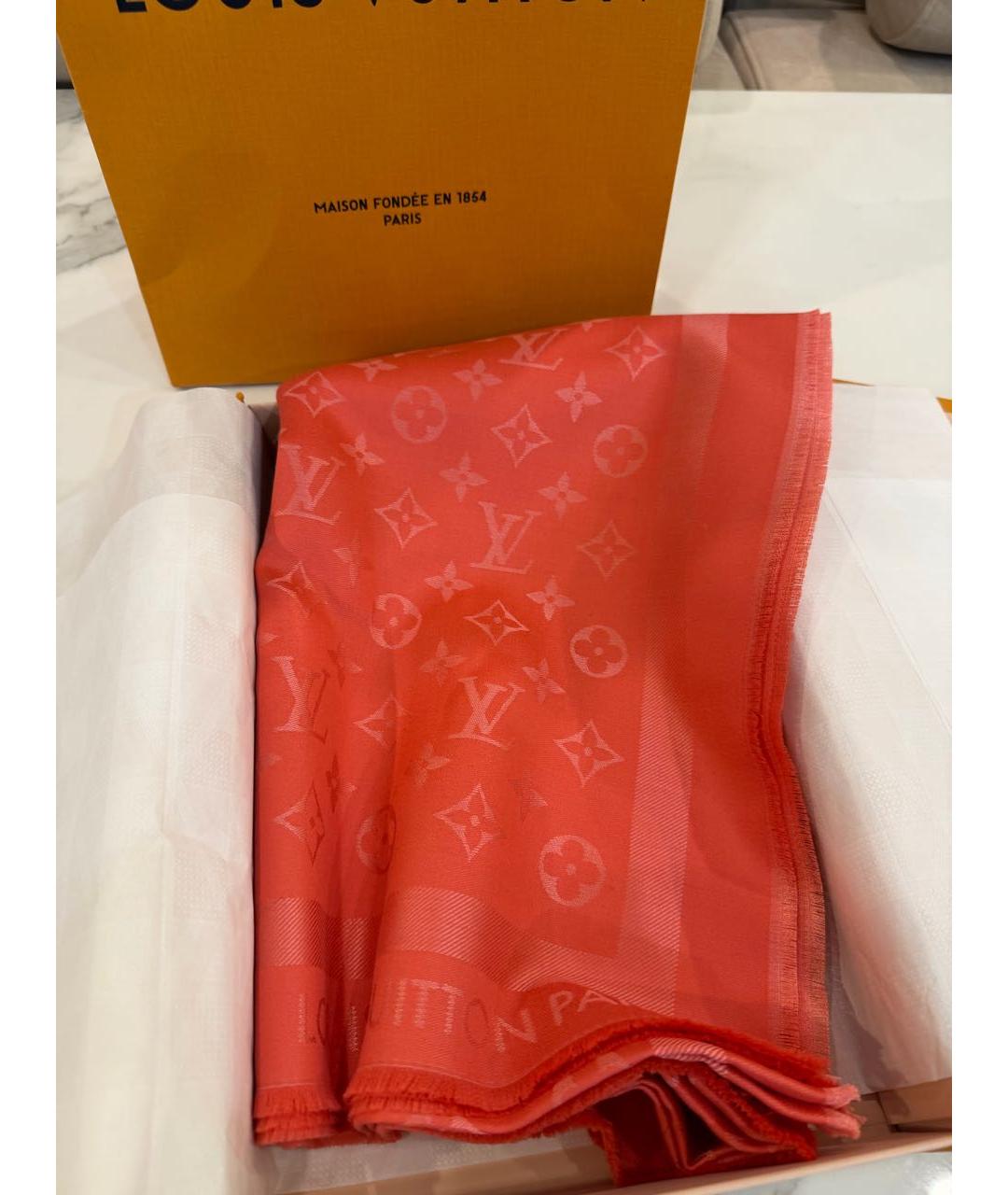 LOUIS VUITTON Коралловый платок, фото 8