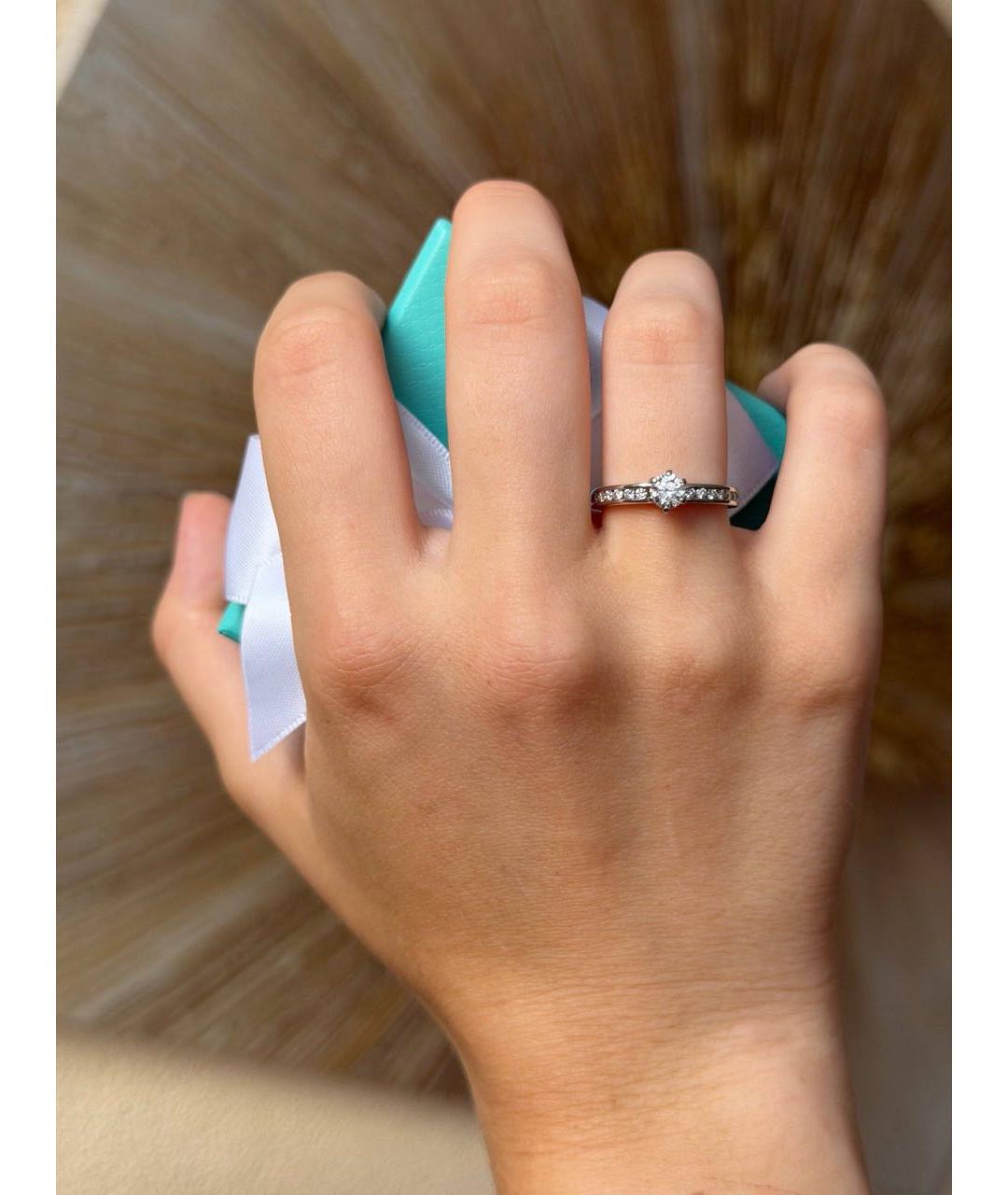 TIFFANY&CO Белое платиновое кольцо, фото 6