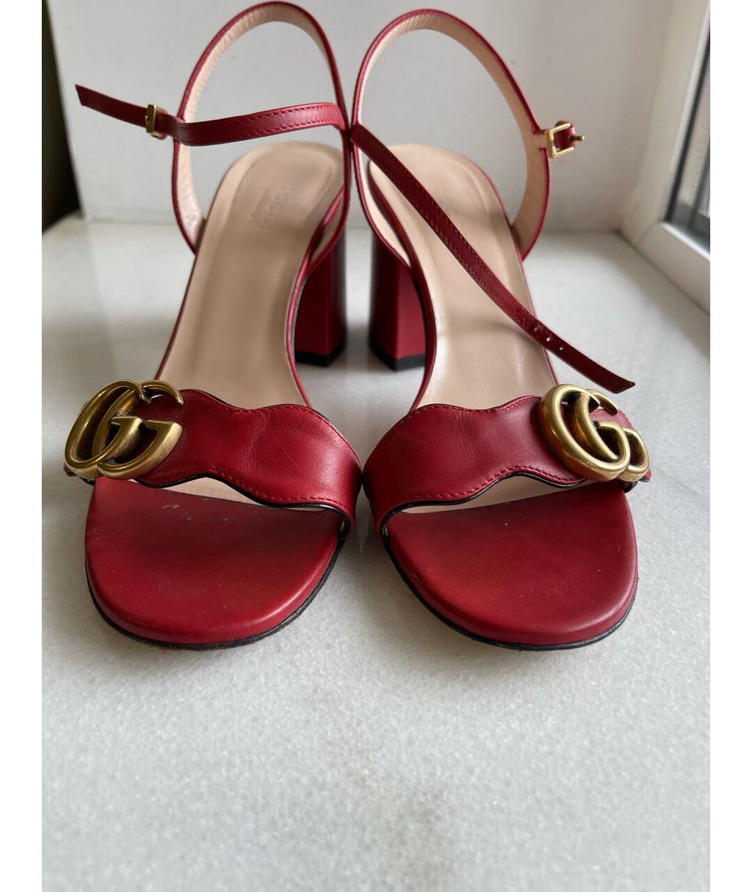 GUCCI Красные кожаные босоножки, фото 2