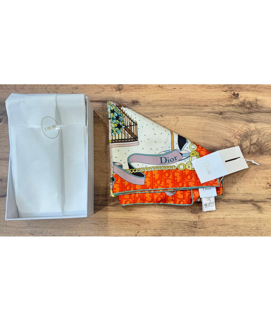 CHRISTIAN DIOR Оранжевый шелковый платок, фото 5