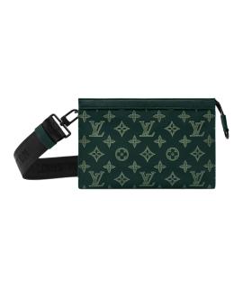 LOUIS VUITTON Сумка на плечо