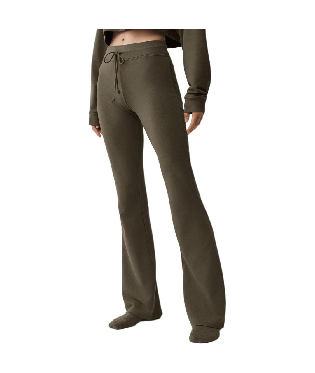 ALO YOGA Зеленые спортивные брюки и шорты, фото 3