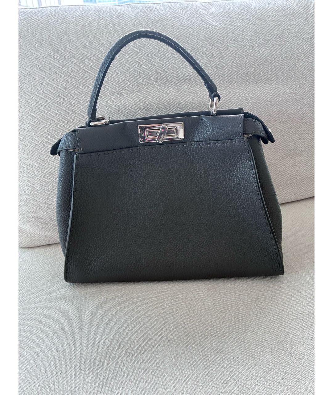 FENDI Серая кожаная сумка с короткими ручками, фото 9