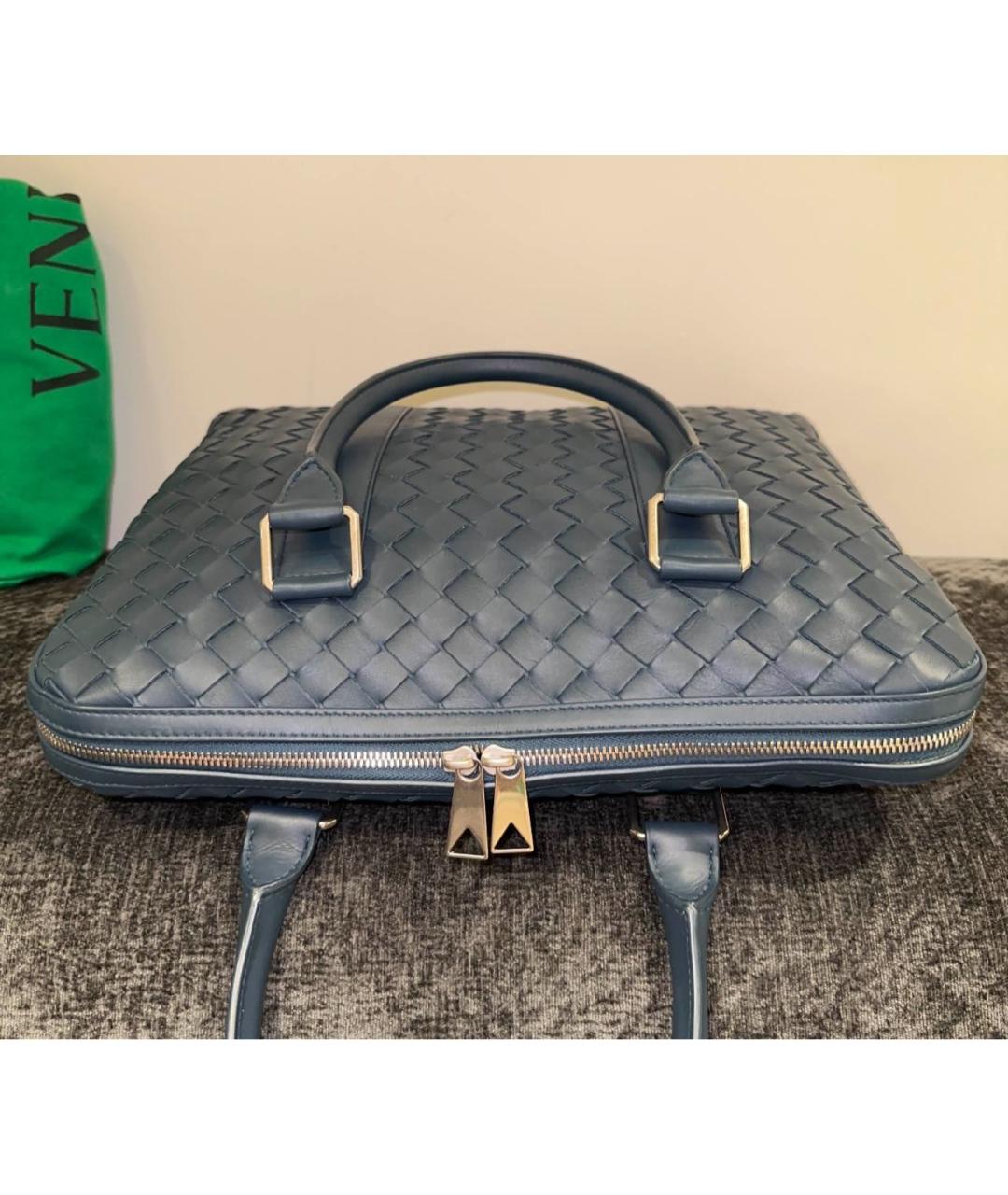 BOTTEGA VENETA Темно-синий кожаный портфель, фото 5