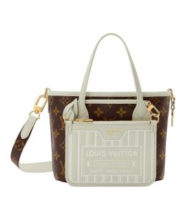 LOUIS VUITTON Сумка через плечо