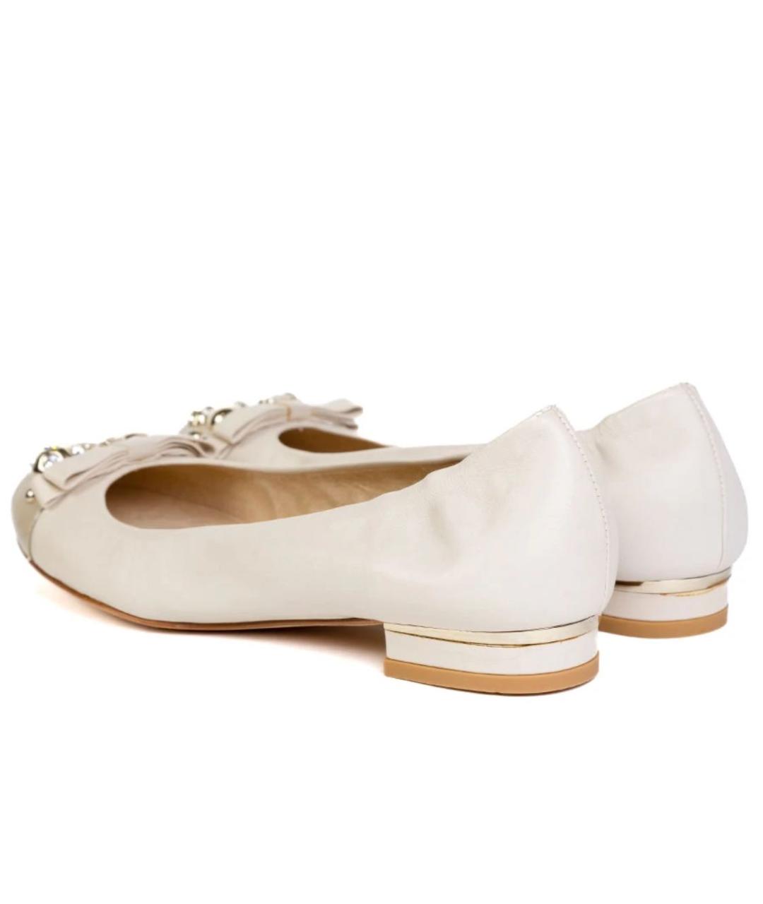 STUART WEITZMAN Бежевые кожаные балетки, фото 4