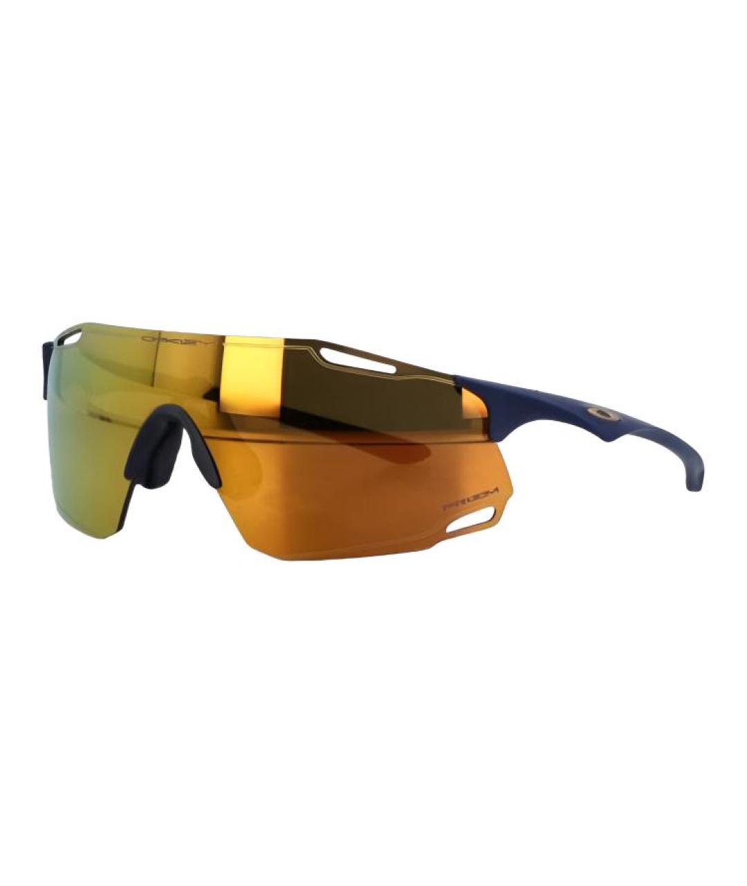 OAKLEY Коричневые пластиковые солнцезащитные очки, фото 1
