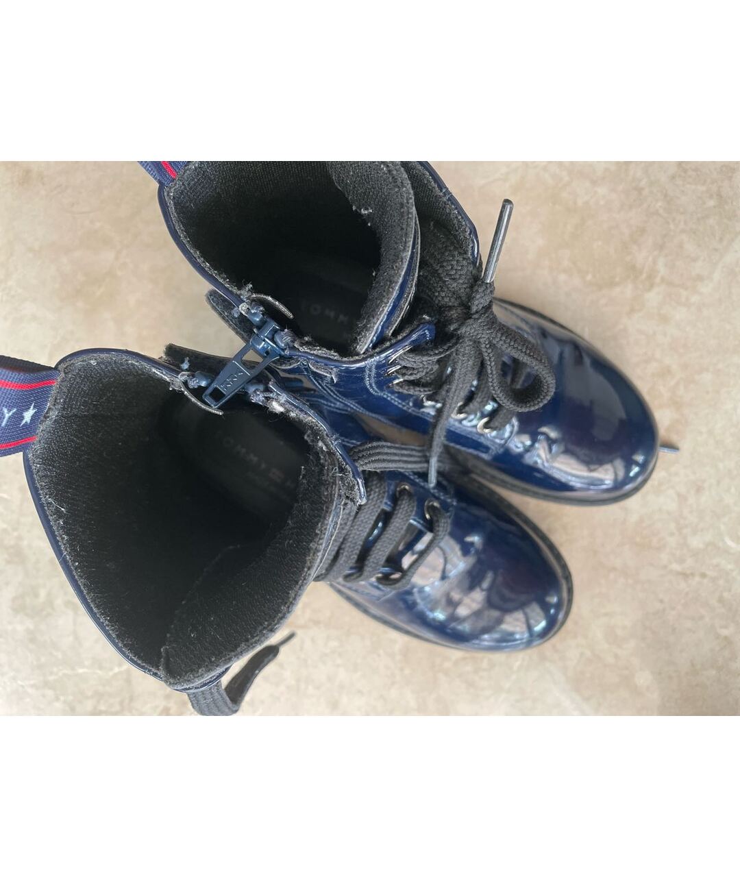 HILFIGER COLLECTION Темно-синие ботинки из лакированной кожи, фото 4