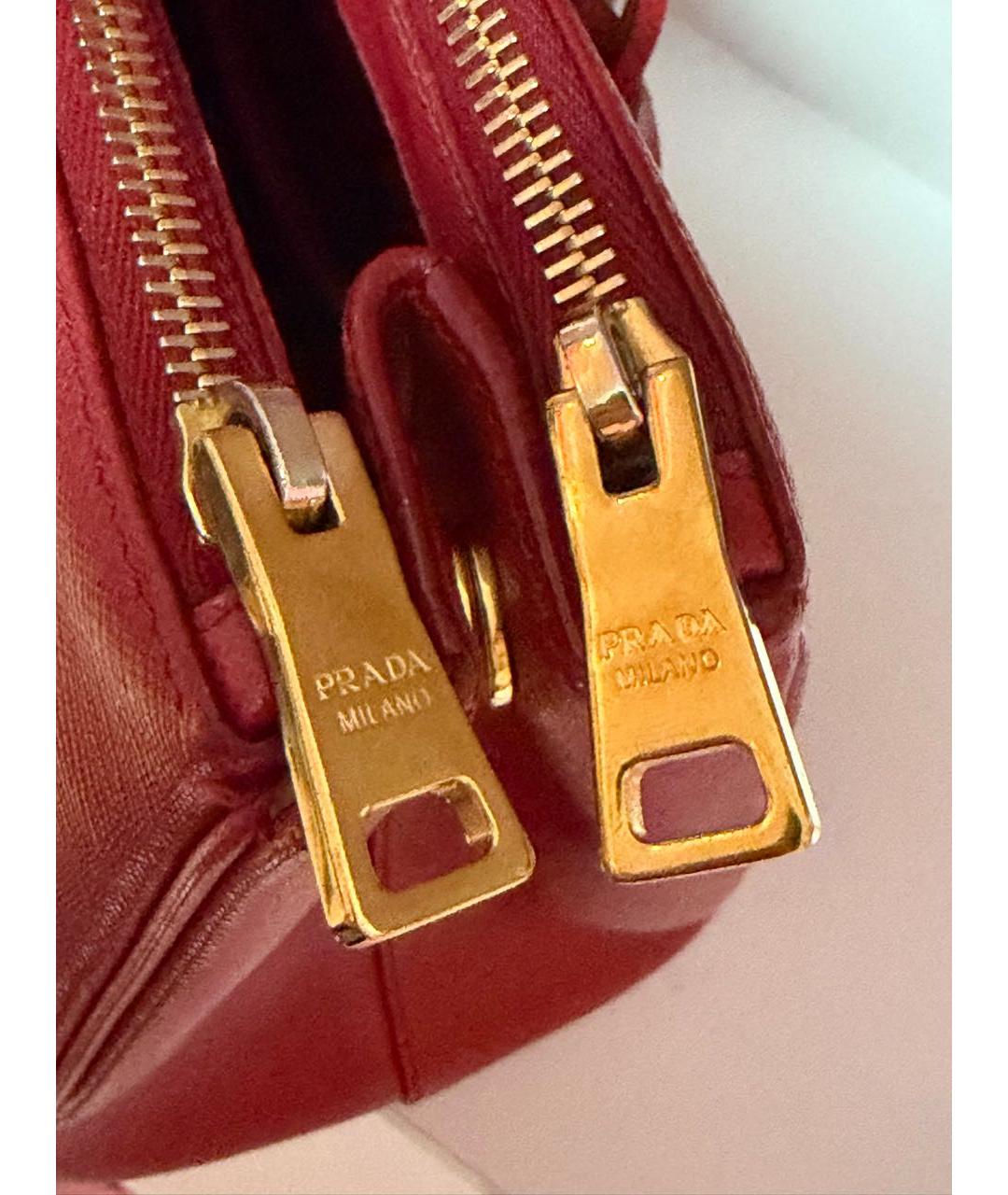 PRADA Красная кожаная сумка с короткими ручками, фото 2