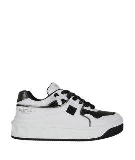 VALENTINO Низкие кроссовки / кеды