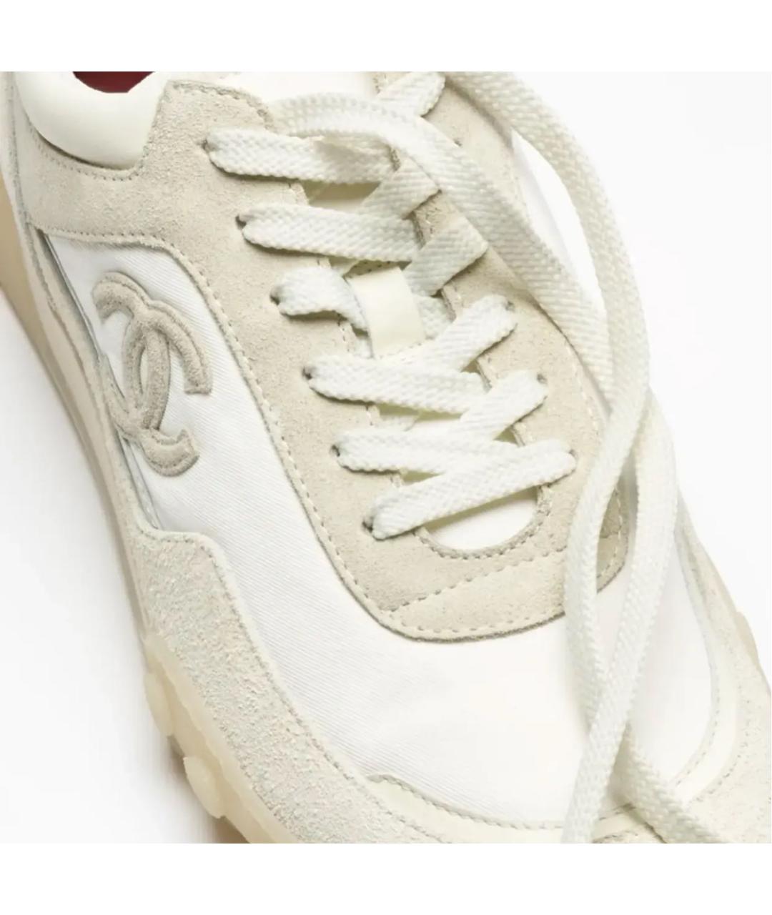 CHANEL Бежевые замшевые кроссовки, фото 3