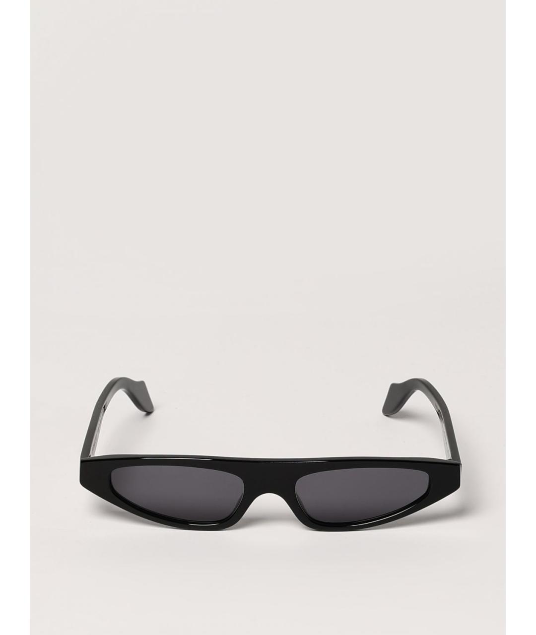 PINKO Черные пластиковые солнцезащитные очки, фото 3