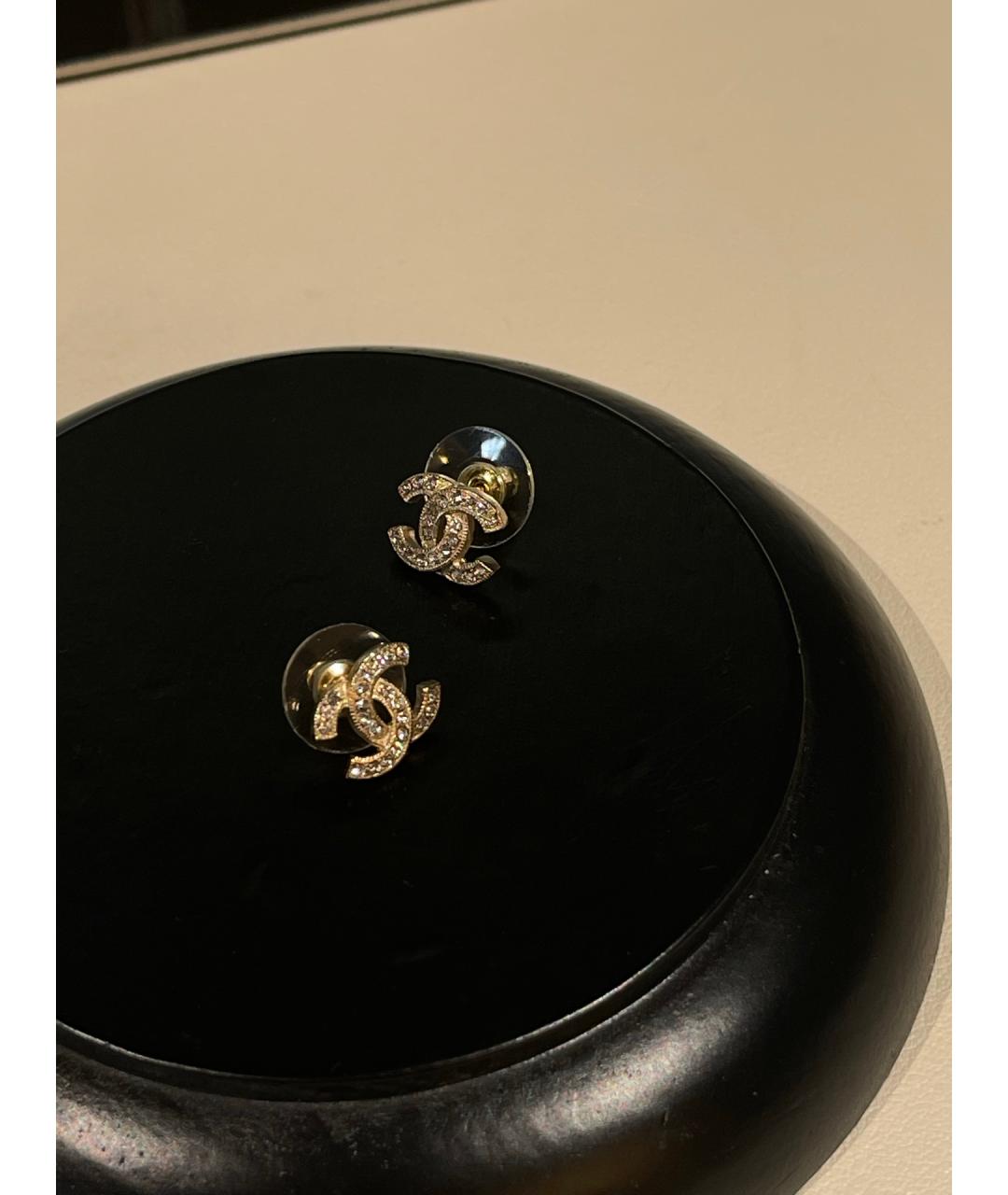 CHANEL Золотые металлические серьги, фото 3
