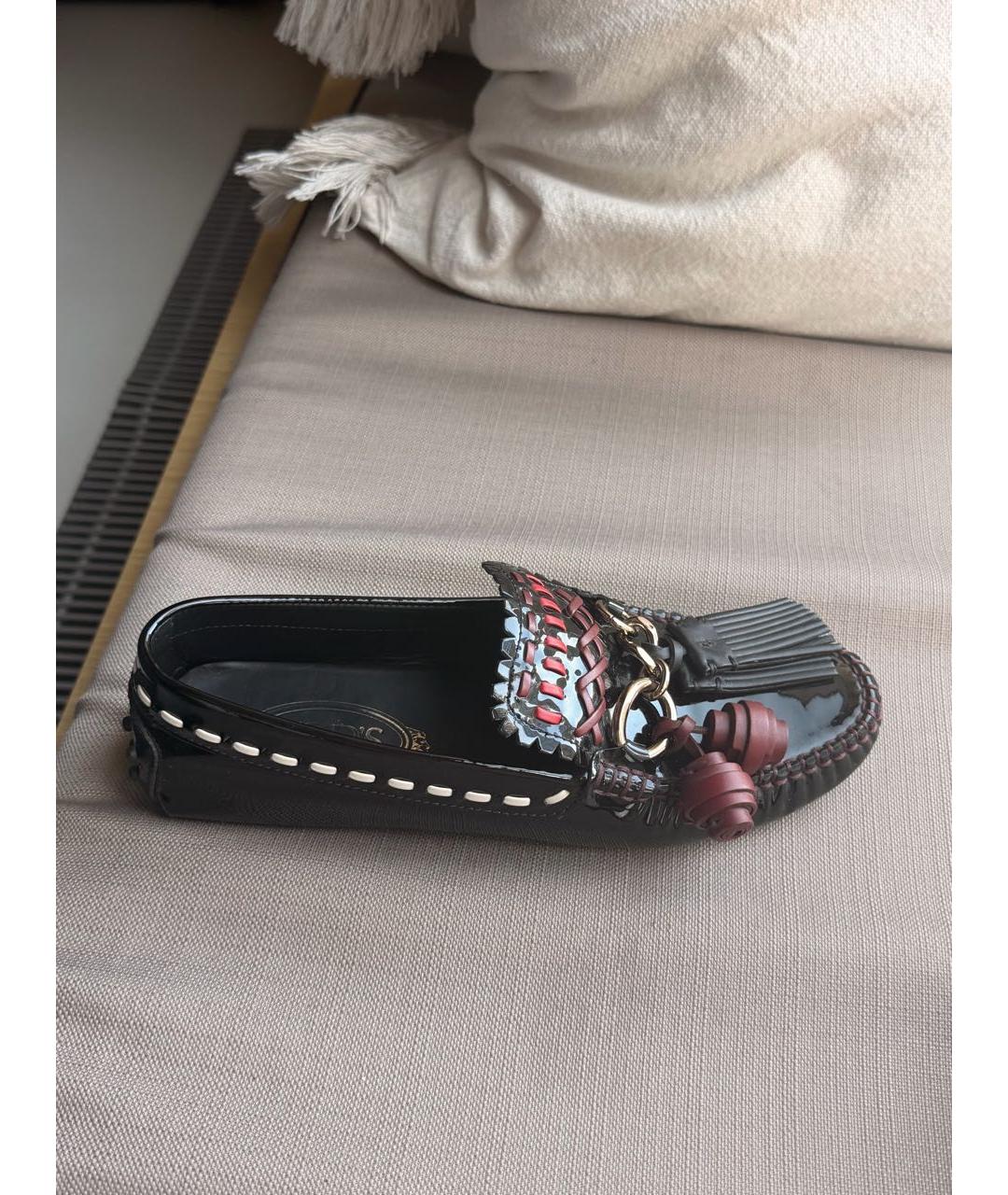 TOD'S Бордовые лоферы из лакированной кожи, фото 9