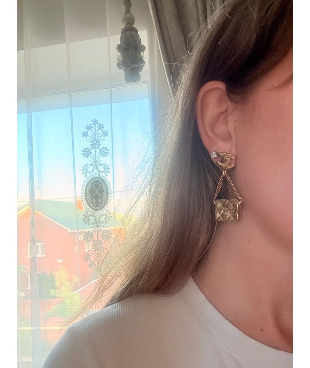 CHANEL Золотые металлические серьги, фото 7