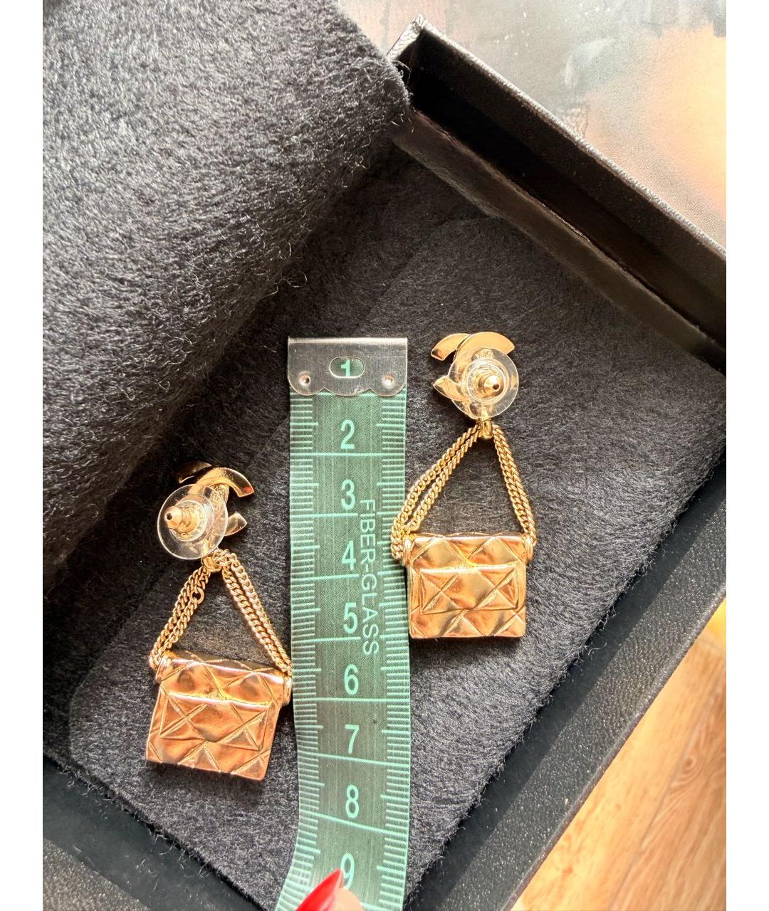 CHANEL Золотые металлические серьги, фото 3