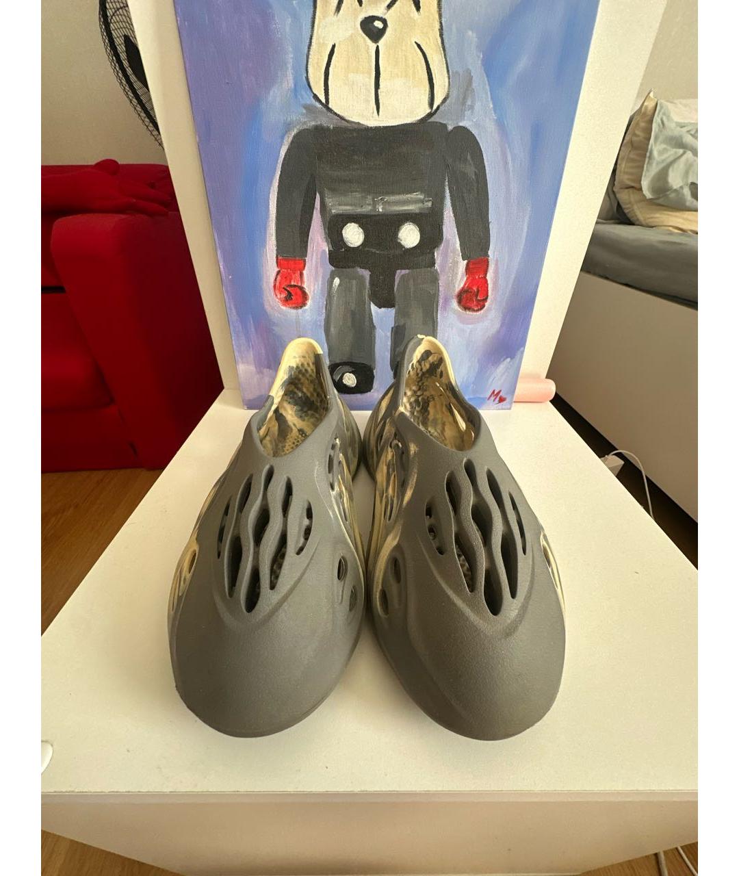 ADIDAS YEEZY Антрацитовые резиновые кроссовки, фото 2