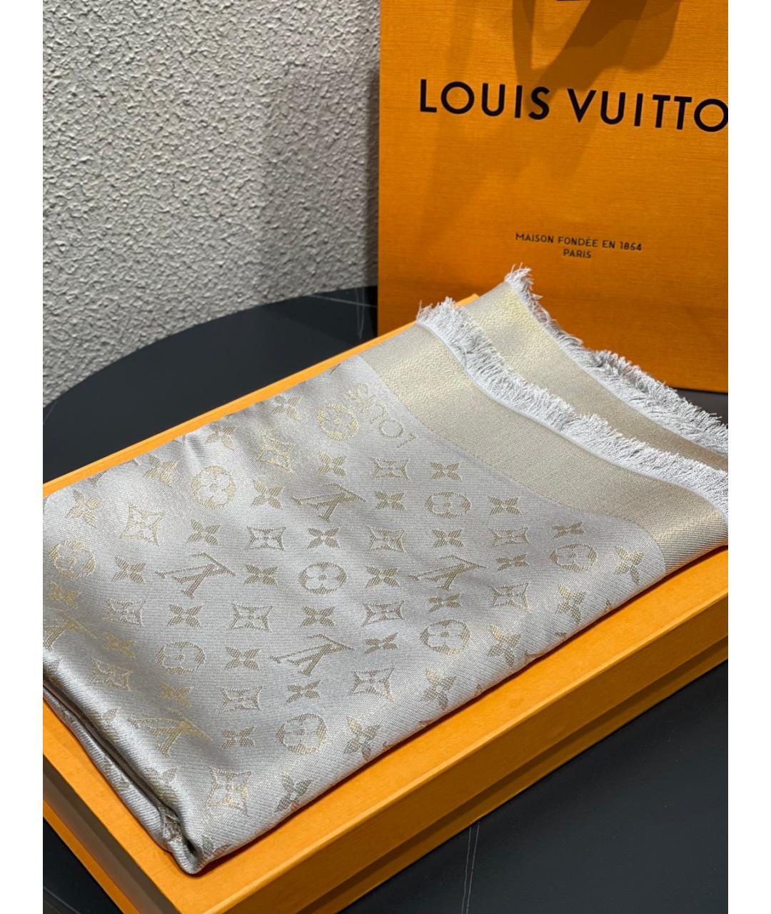 LOUIS VUITTON Серый платок, фото 10