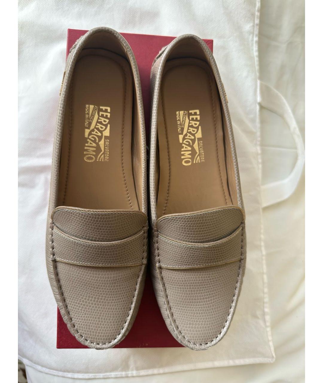 FERRAGAMO Бежевые кожаные мокасины, фото 2