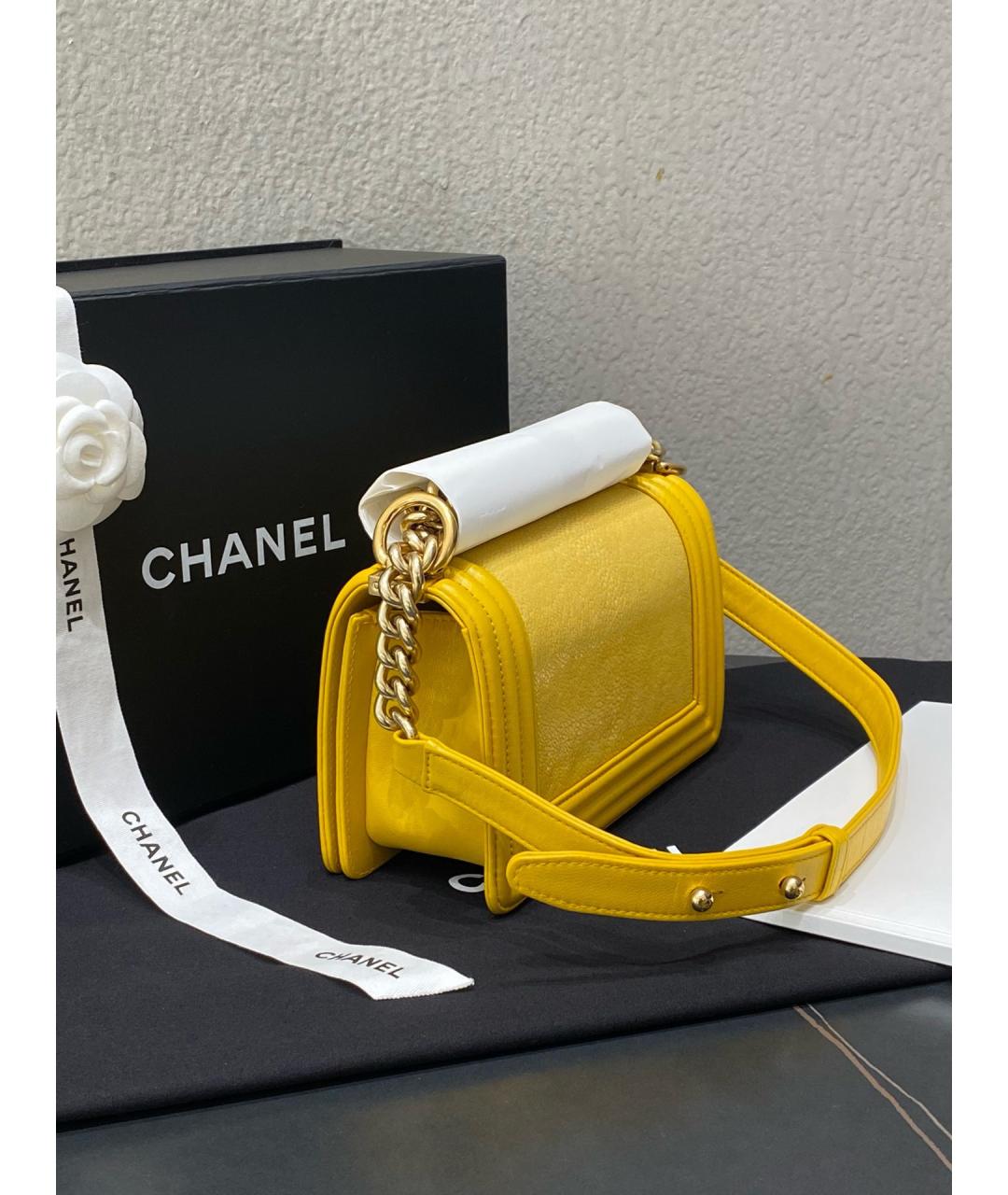 CHANEL Желтая кожаная сумка через плечо, фото 5