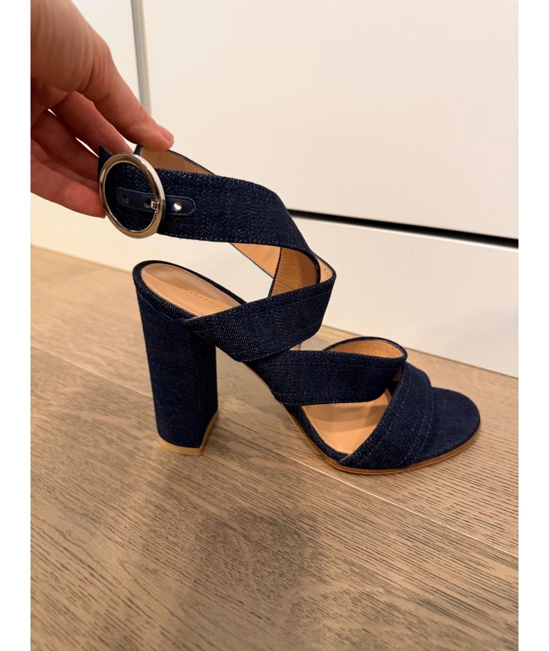 GIANVITO ROSSI Темно-синие текстильные босоножки, фото 6
