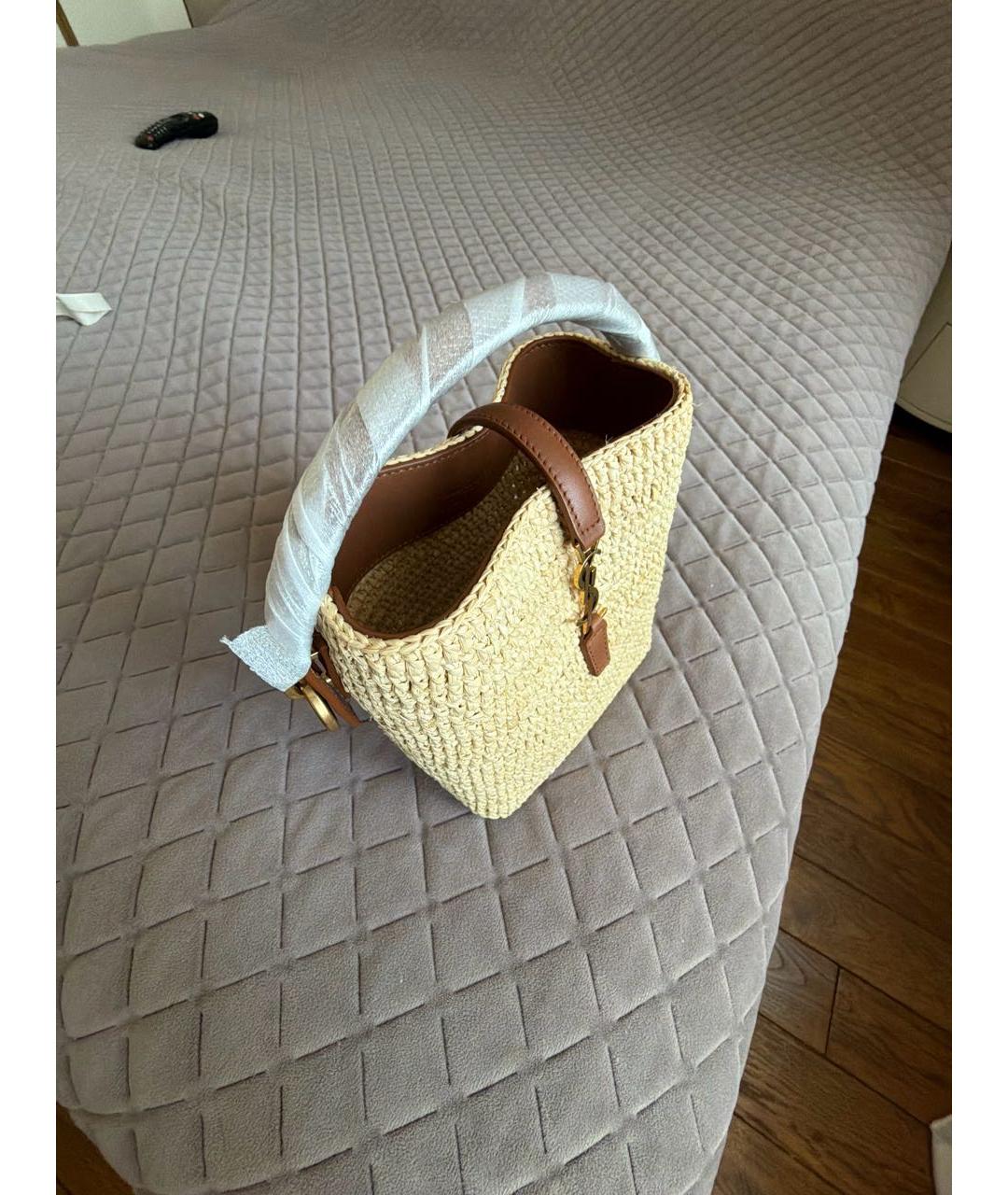 SAINT LAURENT Бежевая пелетеная сумка с короткими ручками, фото 4