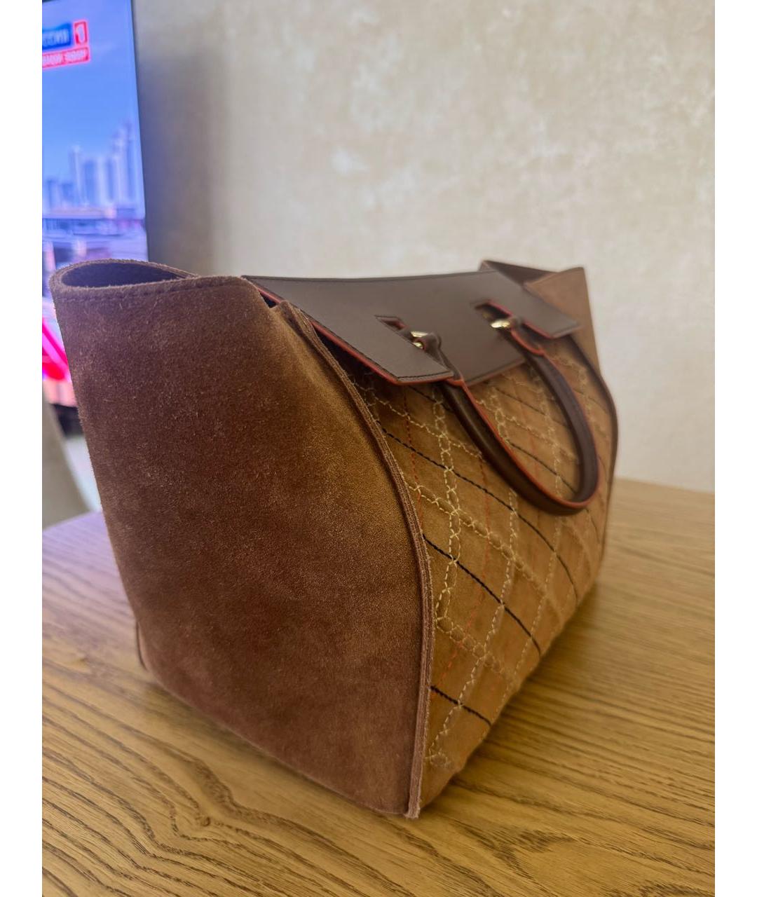 CAROLINA HERRERA Коричневая замшевая сумка с короткими ручками, фото 2