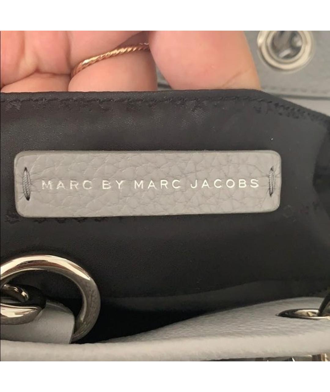 MARC BY MARC JACOBS Серая кожаная сумка с короткими ручками, фото 2