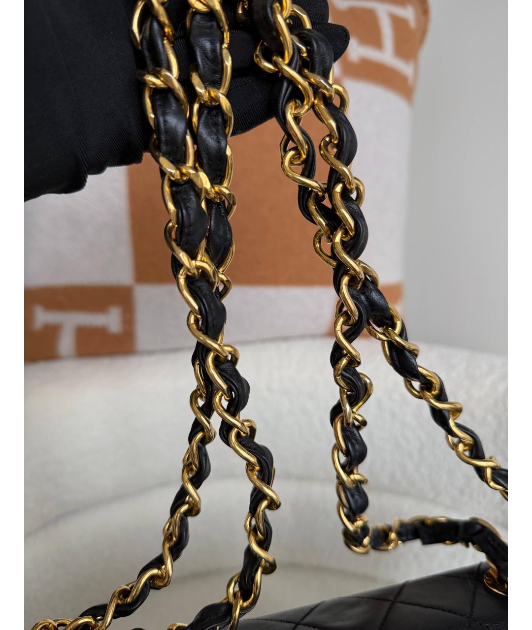 CHANEL Черная кожаная сумка через плечо, фото 7