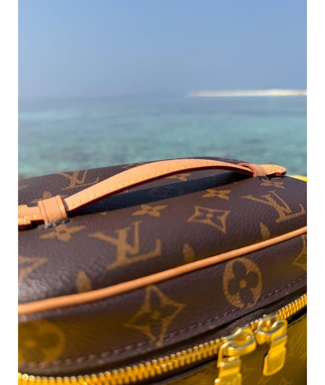 LOUIS VUITTON Коричневая косметичка, фото 6