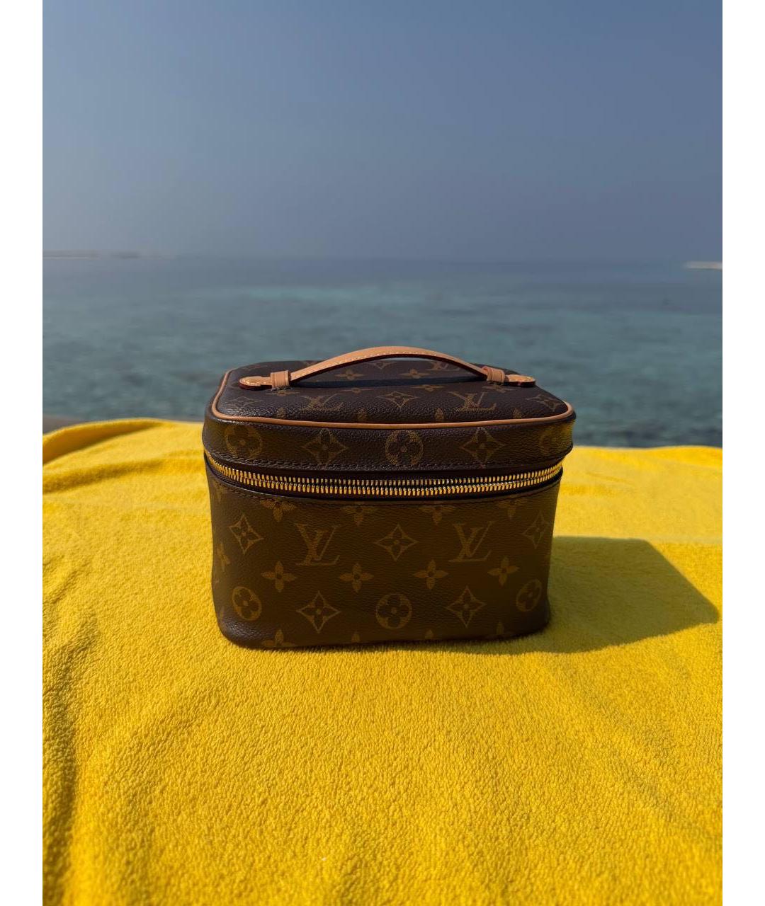 LOUIS VUITTON Коричневая косметичка, фото 3