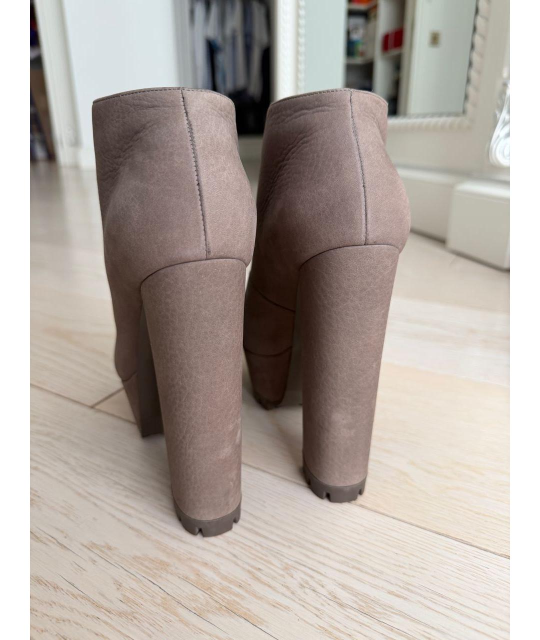 GUCCI Серые замшевые ботильоны, фото 4