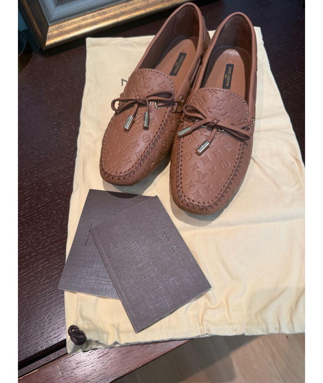 LOUIS VUITTON Коричневые кожаные мокасины, фото 2