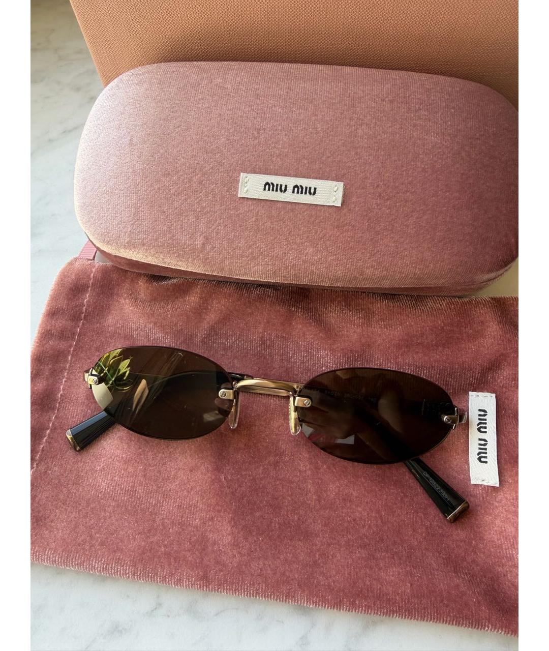 MIU MIU Коричневые металлические солнцезащитные очки, фото 2