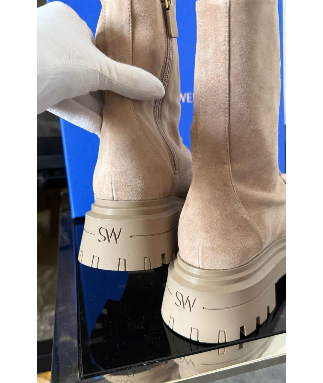 STUART WEITZMAN Бежевые замшевые ботинки, фото 7