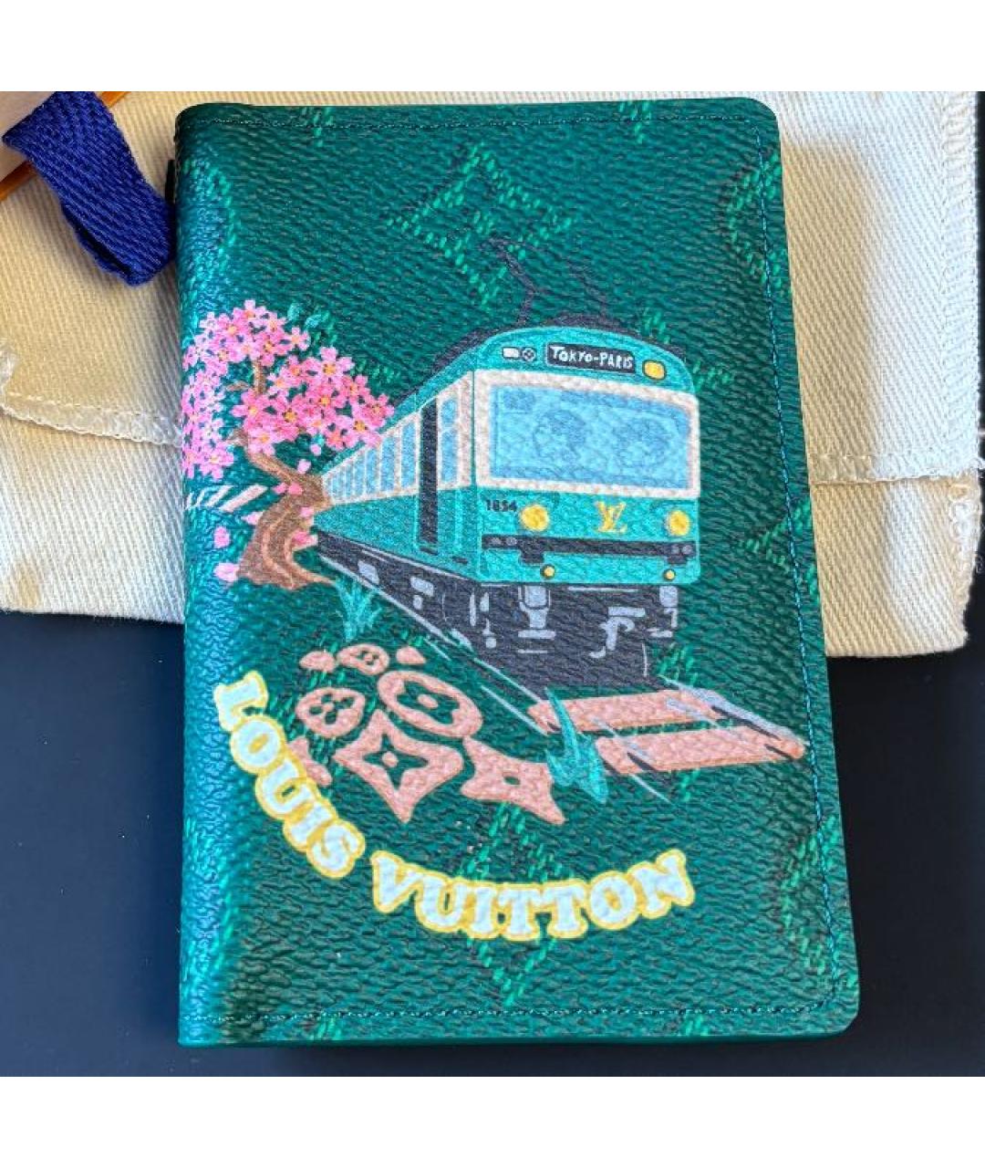 LOUIS VUITTON Зеленый кожаный кардхолдер, фото 4