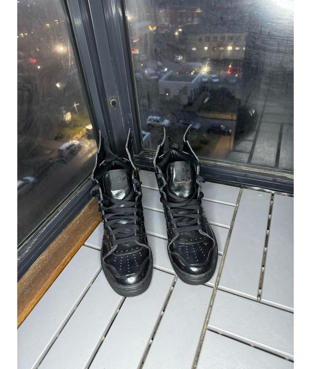 ADIDAS Черные высокие кроссовки / кеды из лакированной кожи, фото 2