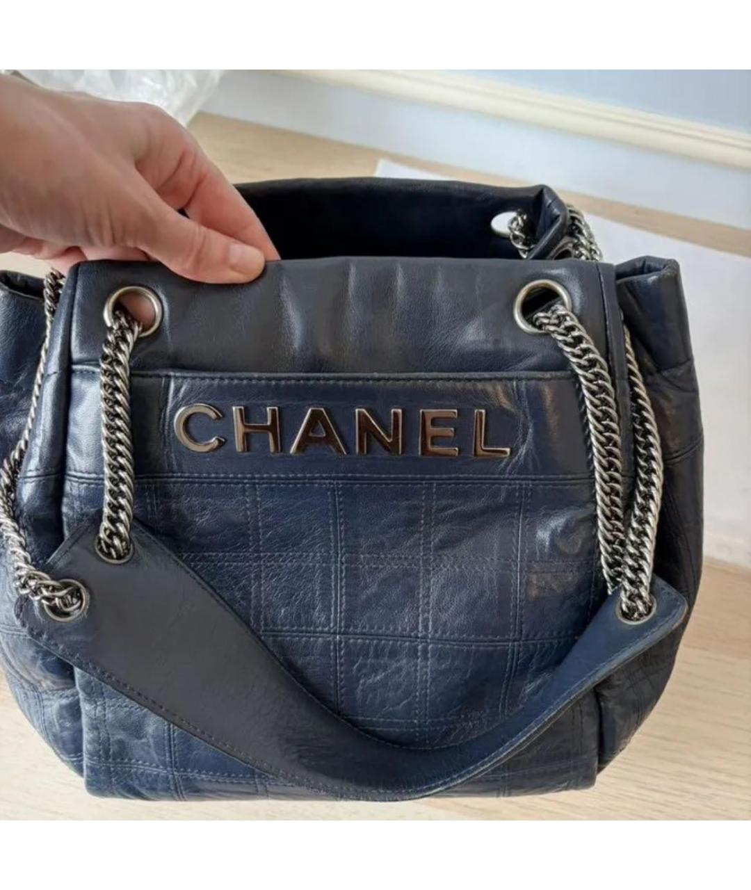 CHANEL Темно-синяя кожаная сумка тоут, фото 5