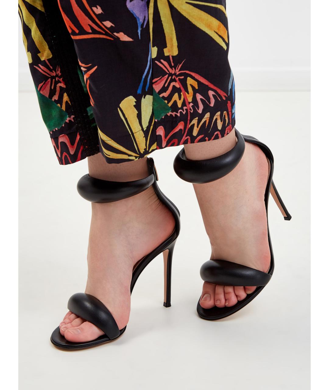 GIANVITO ROSSI Черные кожаные босоножки, фото 2