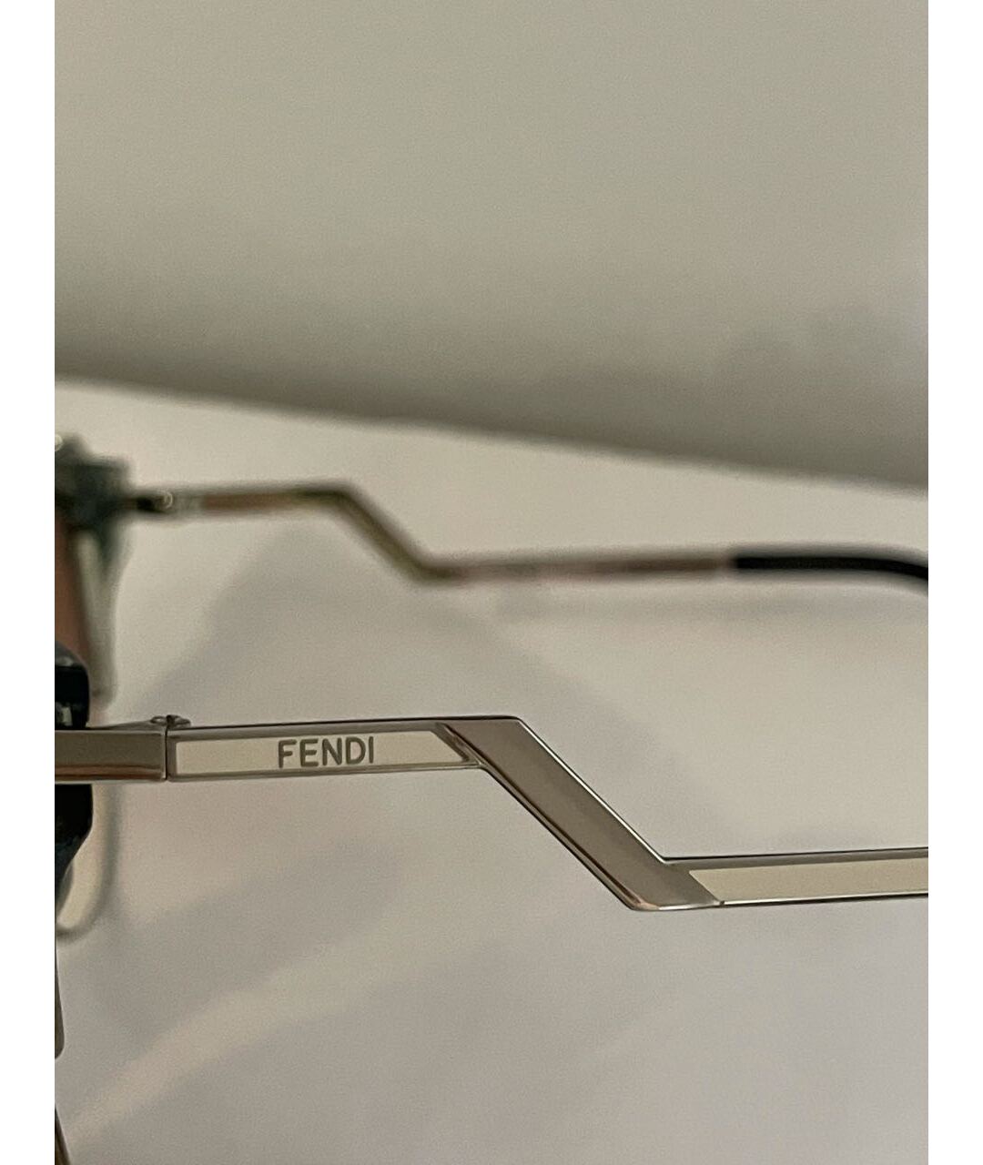 FENDI Металлические солнцезащитные очки, фото 3