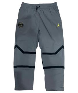 NIKE Повседневные брюки