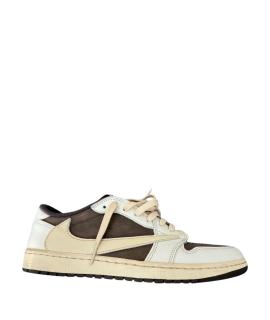 NIKE Низкие кроссовки / кеды