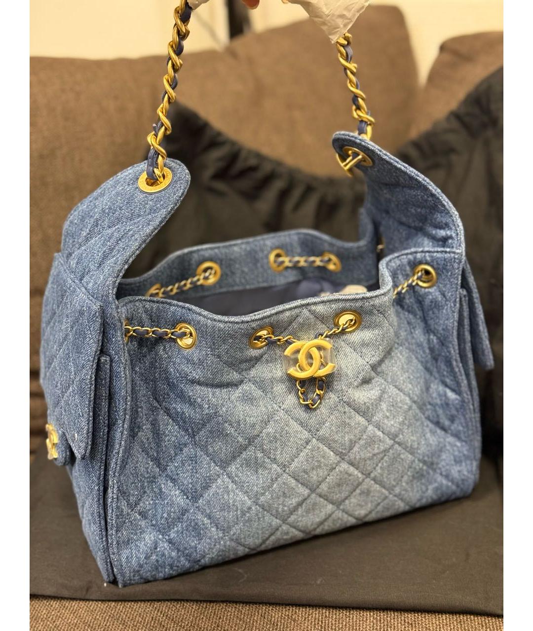 CHANEL Голубая деним сумка через плечо, фото 3