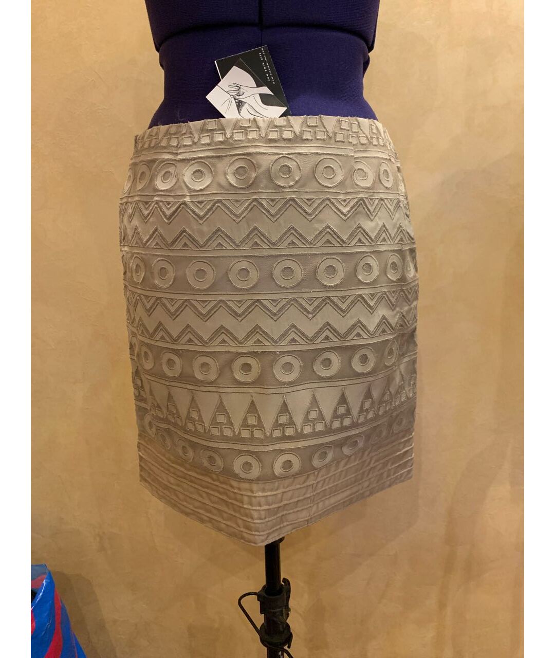NICOLE MILLER Бежевая шелковая юбка мини, фото 2