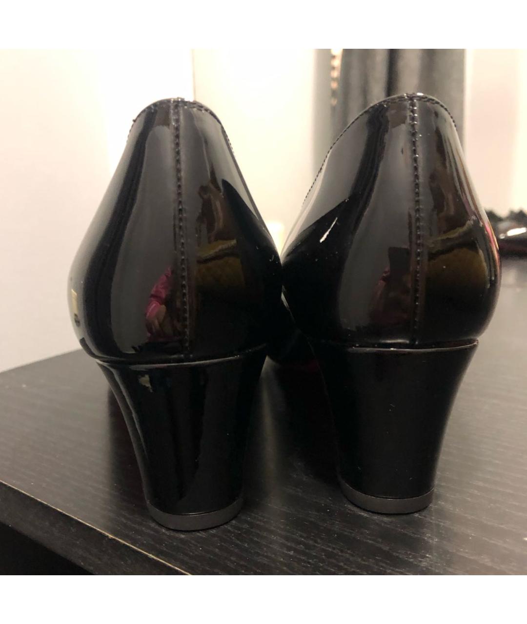 CHRISTIAN LOUBOUTIN Черные туфли из лакированной кожи, фото 4