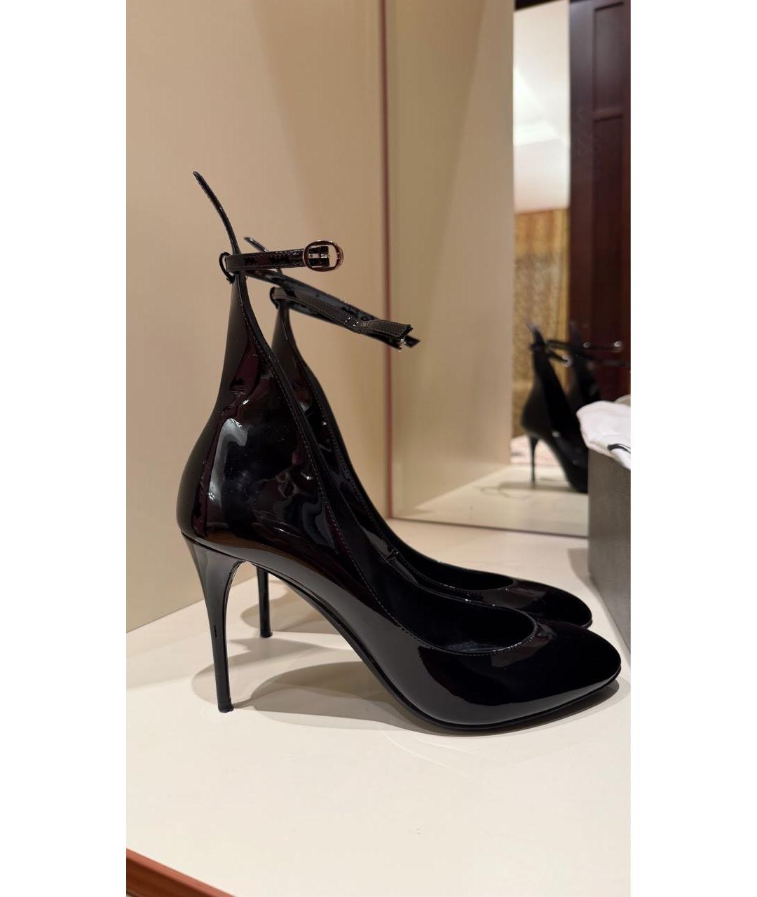ALAIA Черные туфли из лакированной кожи, фото 4