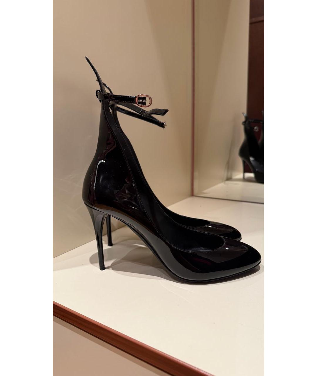 ALAIA Черные туфли из лакированной кожи, фото 6